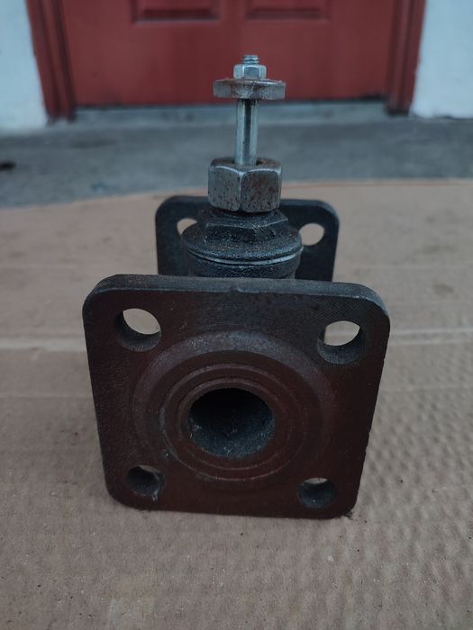 Продам вентиль фланцевий Ру16 Ду25 новий