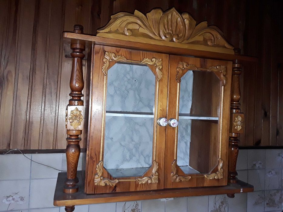 Meble z litego drewna  -  rzeźbione. Jeszcze tanie OKAZJA