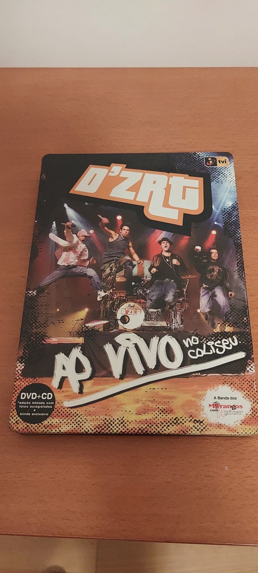 D'ZRT ao vivo STEELBOOK