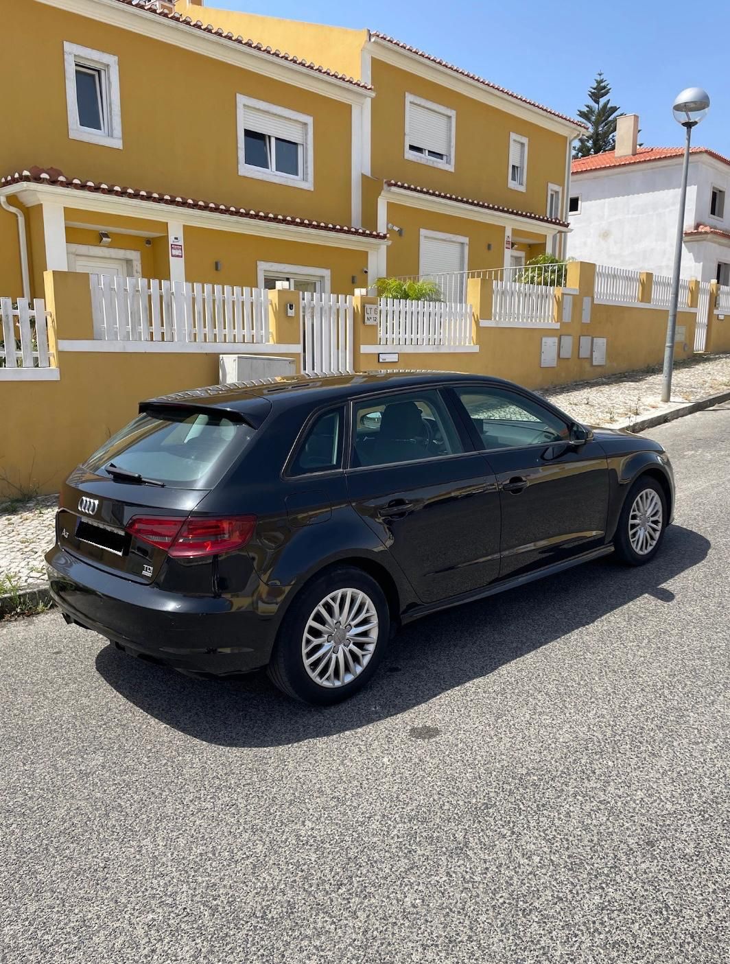 Audi A3 Sportback 1.6Tdi ultra - 115cv