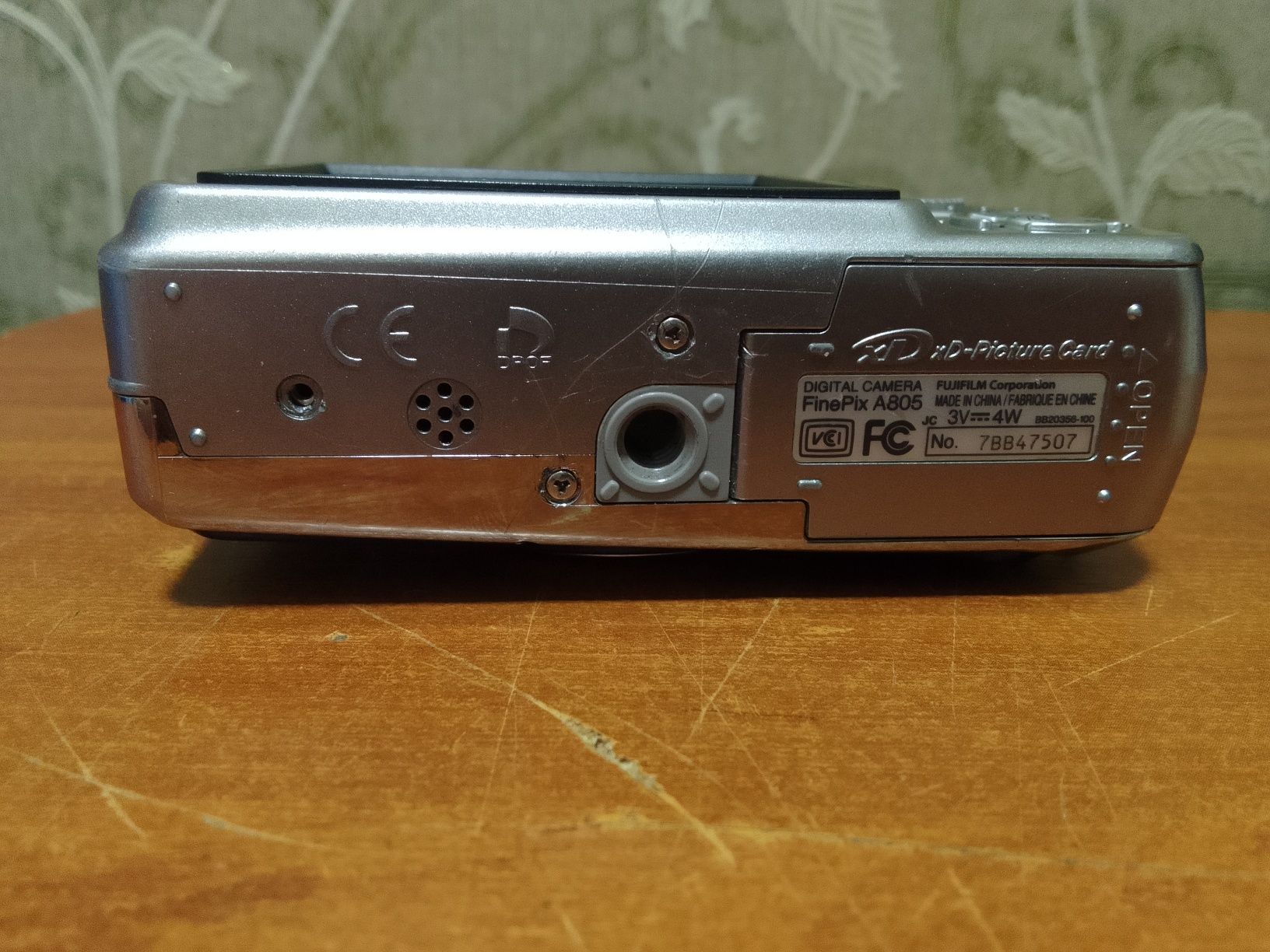 Продам Fujifilm Finepix A805