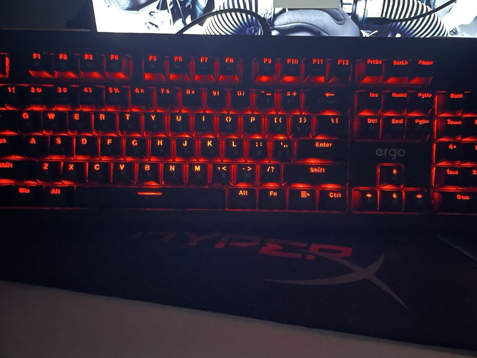 Клавіатура механіческа Ergo KB-960 на синіх свечах можливий торг