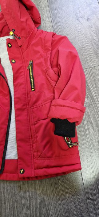 Куртка демісезонна на 3 роки