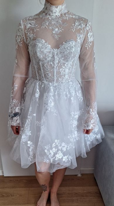 Sukienka biała krótka tiulowa ślubna