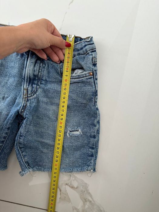 Spodenki marki zara rozmiar 122 cm