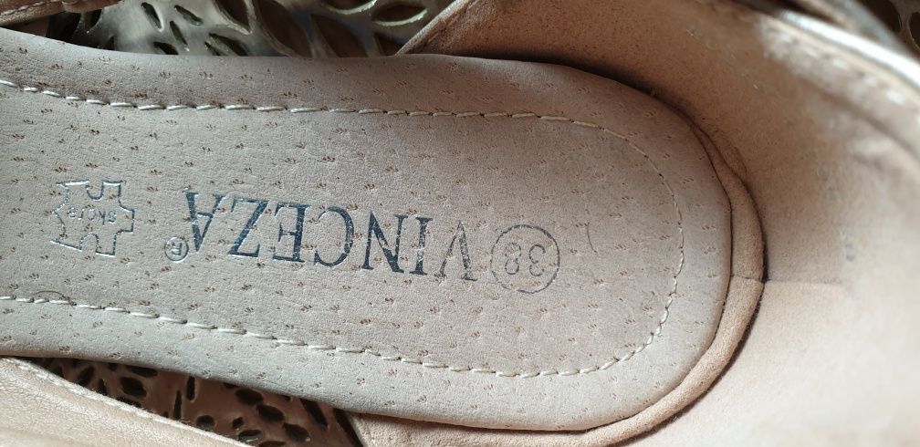 Buty półbuty złote 38  jak nowe