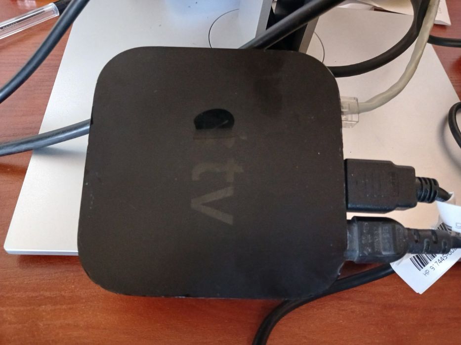 Приставка Apple TV б/в