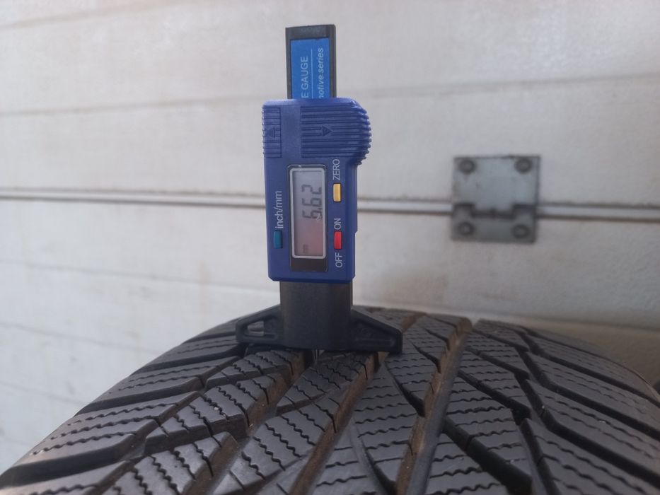 Opony zimowe Bridgestone 205/60/16 92H