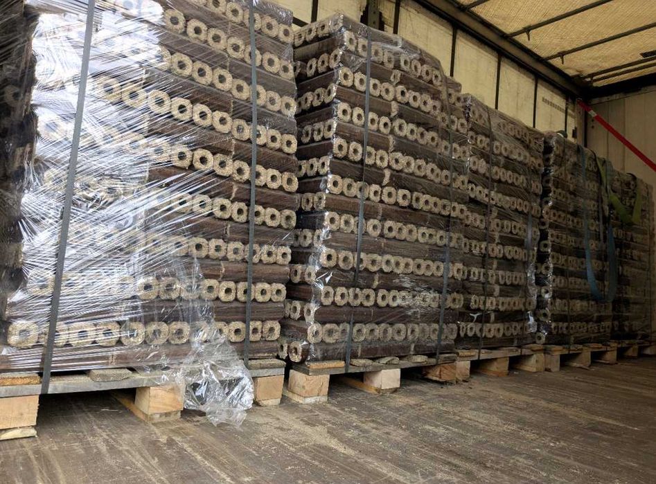 Вугілля/Брикети/Пелети чисте та вигідне опалення