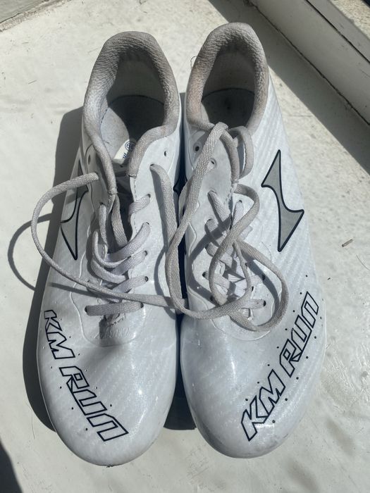 Продам шиповки для бігу