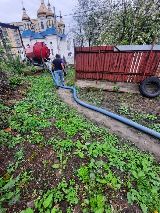 Викачка, выкачка, илосос, мулосос, прочистка каналізації