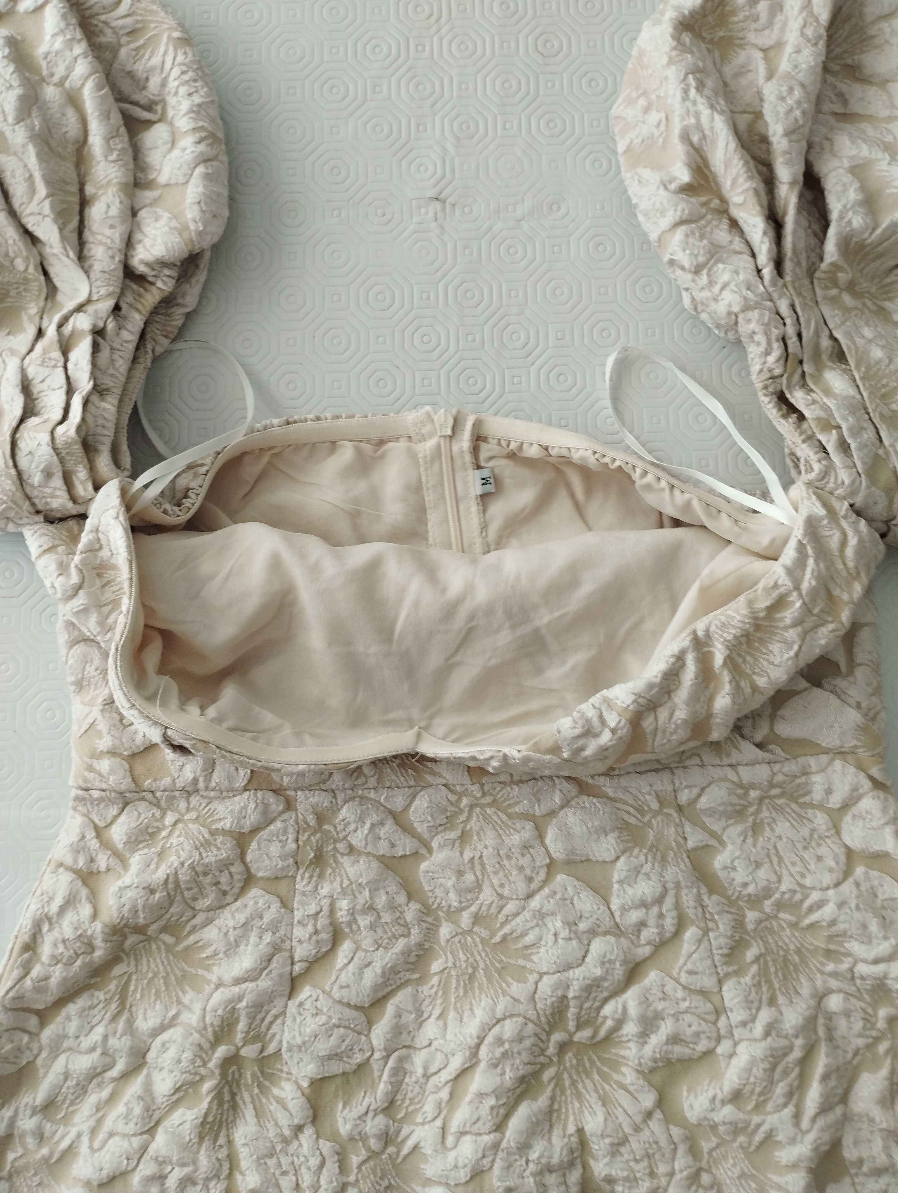 Vestido bege - Fervesave