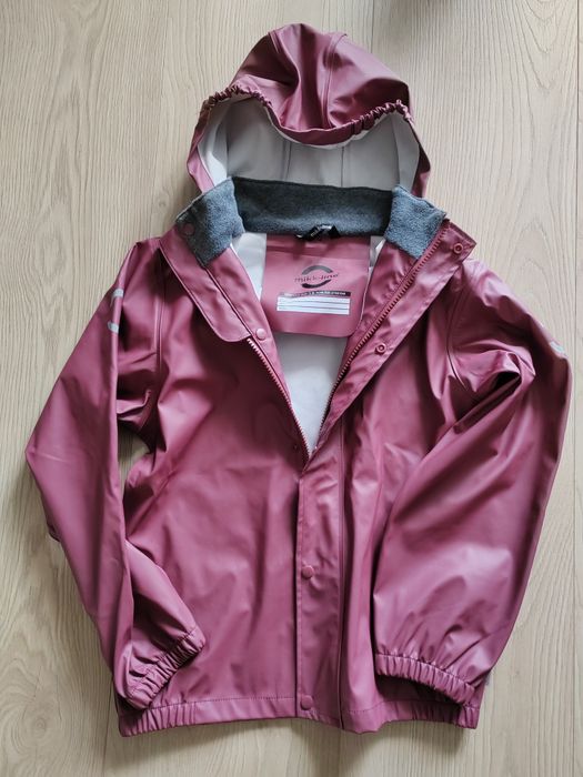 Kurtka przeciwdeszczowa 140