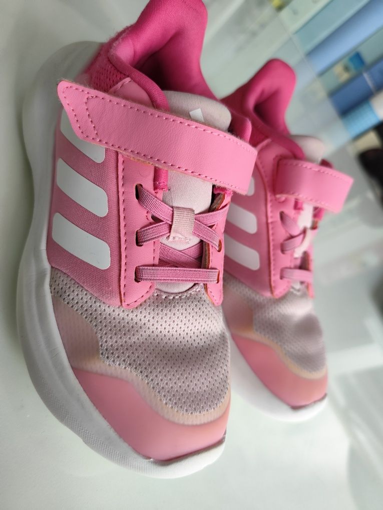 Adidasy Adidas dla dziewczynki 32