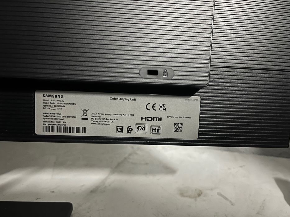 Monitor Samsung 27" Full HD (S27D390H/S27D390QQ)