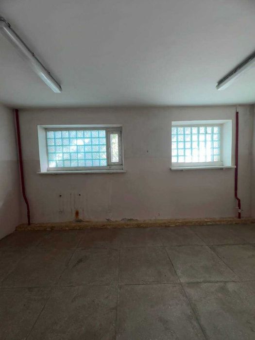 №:23342 - Приміщення в центрі, вул. Івана Мазепи, 347 м²