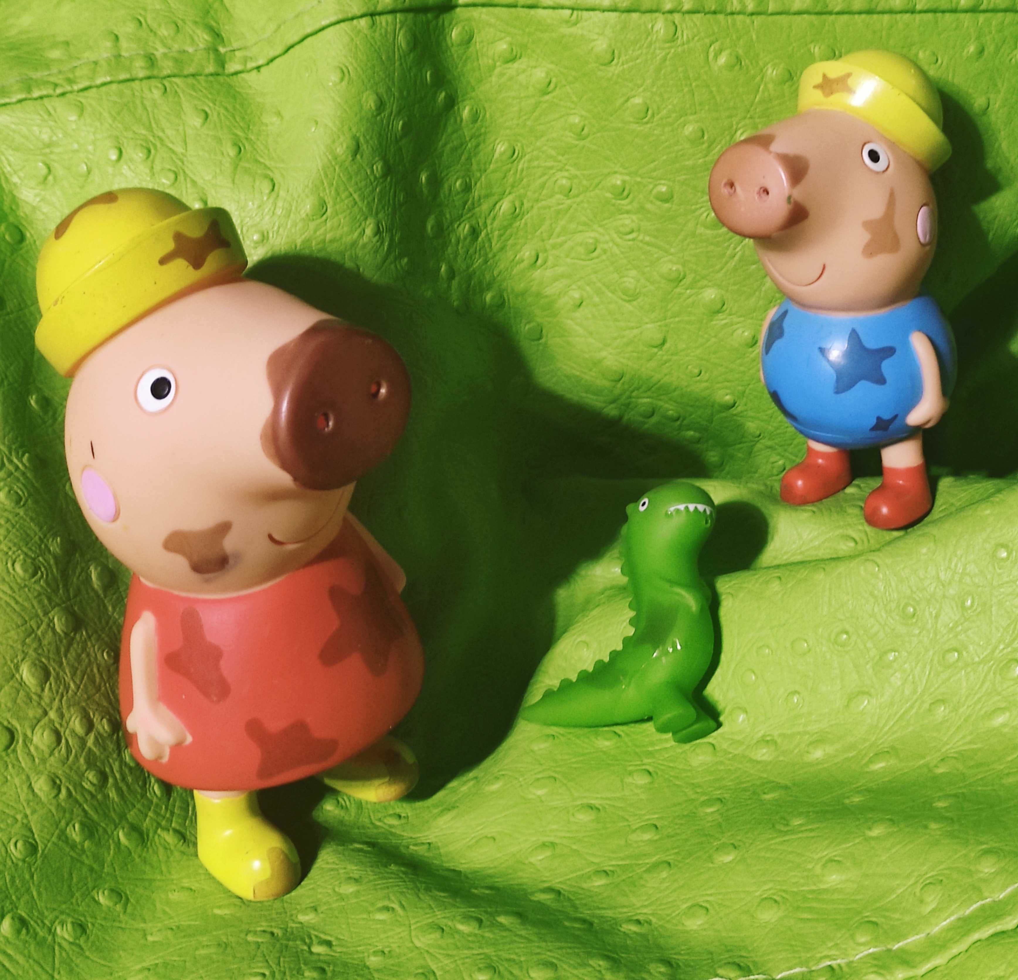 Bonecos para o banho Peppa, George Pig, Dinossauro bom estado