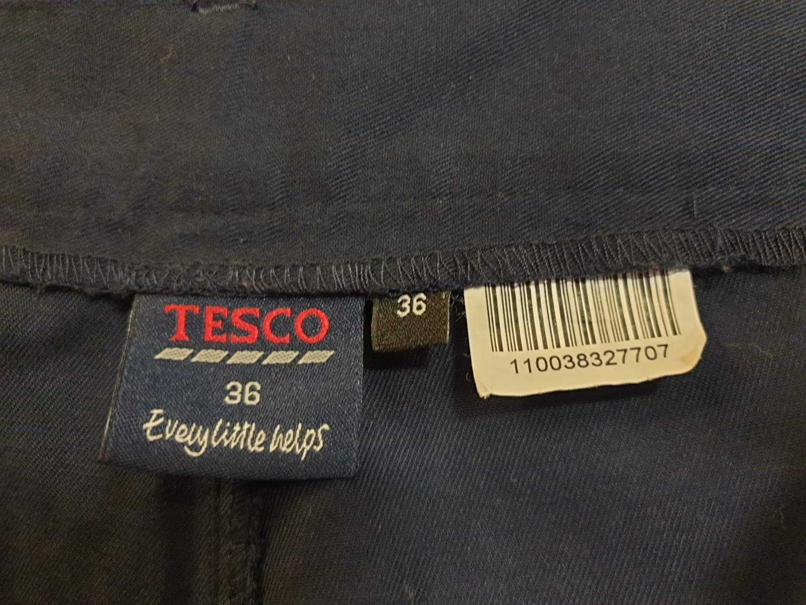 Рабочие шорты TESCO  ( Полу пояс 43см  - 47 см )