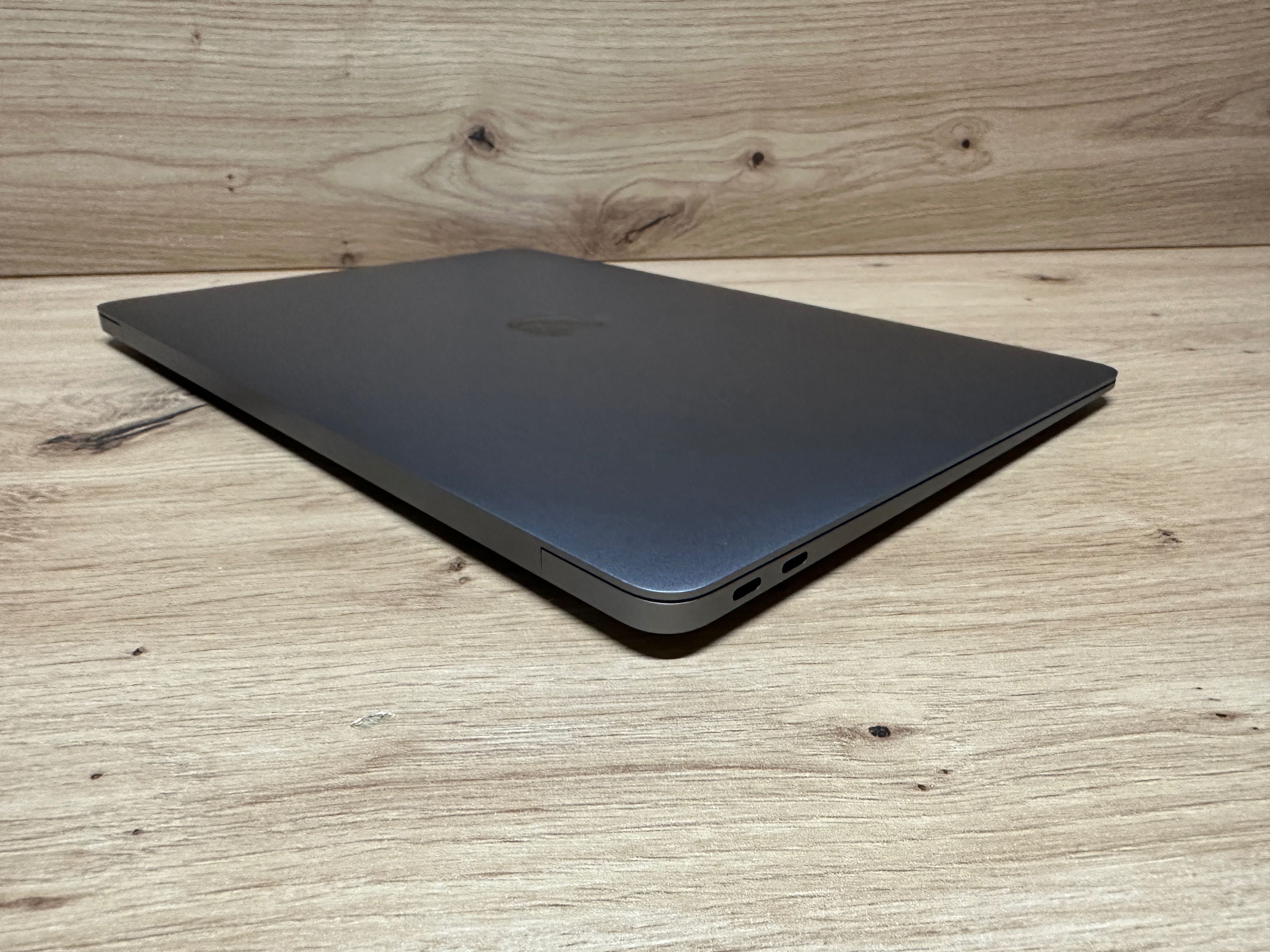 Новий open box Apple MacBook Air 13''Space Grey  1,6GHz i5 16gb 256SSD