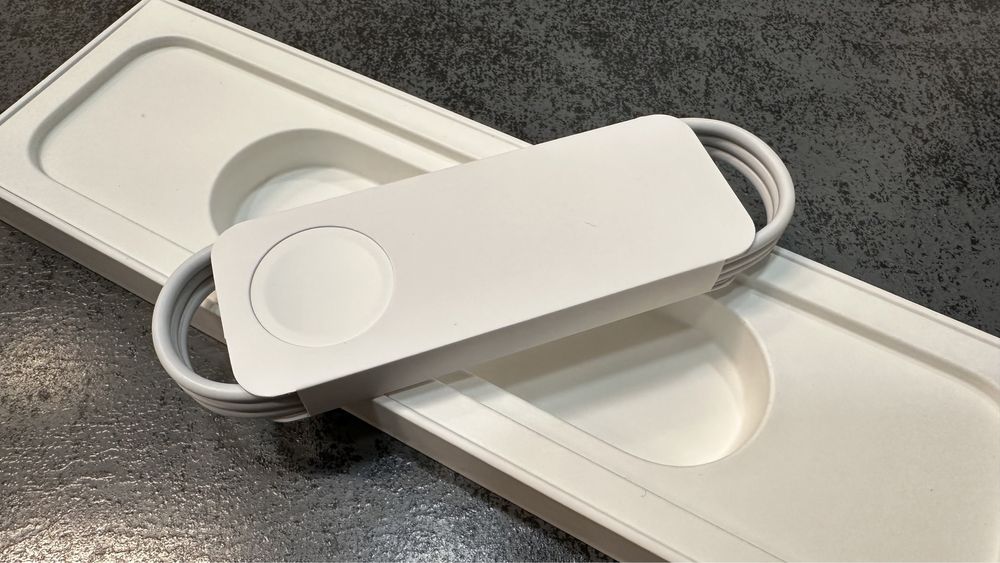 Apple Watch Series 6, 44 mm Silver (White Sport Band)