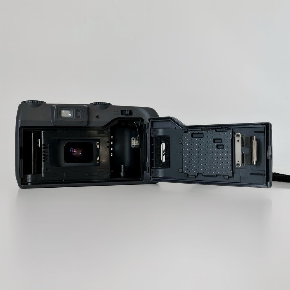 Aparat Analogowy Nikon Zoom 800 AF