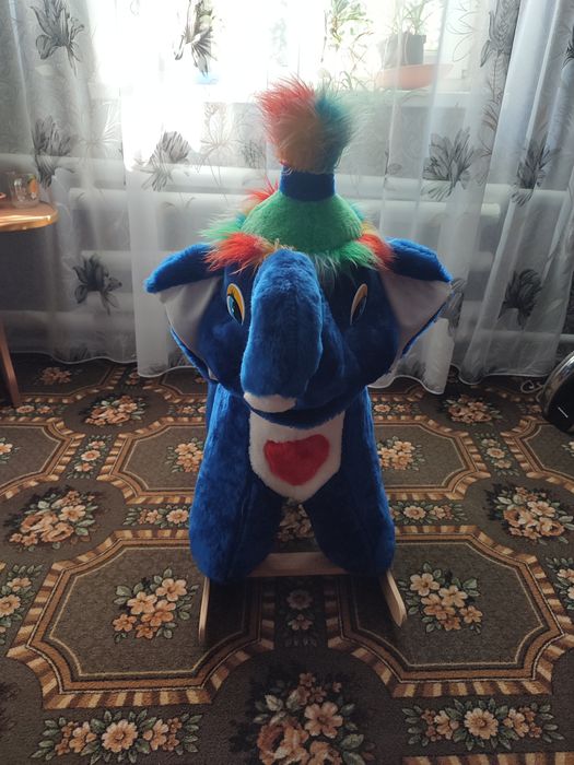 Гойдалка слон для дитини