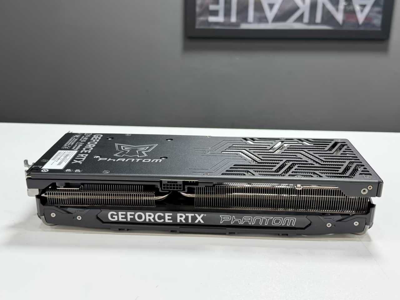 Karta Graficzna Gainward GeForce RTX 4070 Ti Phantom GS 12GB jak nowa