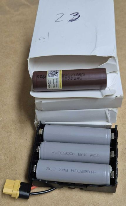 PIlhas de litio recarregaveis BAK H18650CH AO2, 3.6V