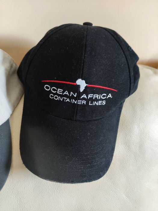 Aż 3 czapki z bawełny 100%- nowe