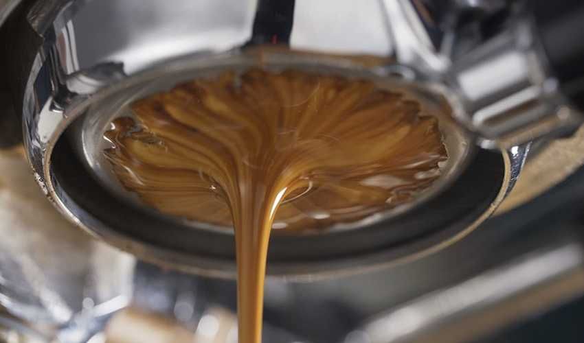 БЕЗ ДОБАВОК 100% арабика кофе в зернах свежеобжаренный 1 кг. Кава