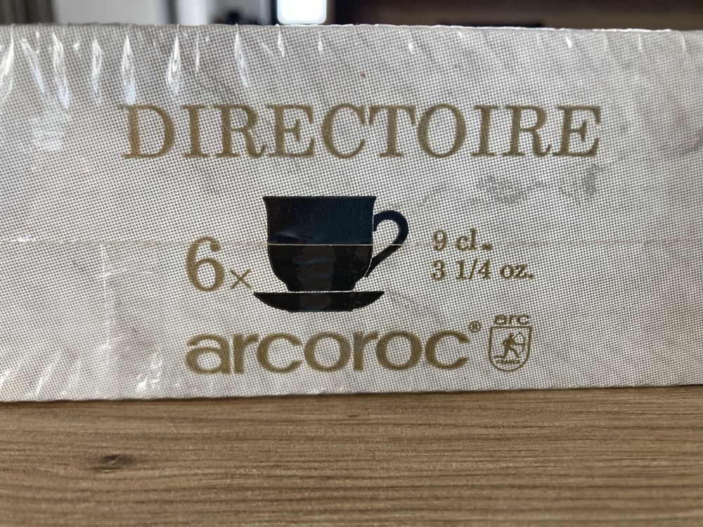 Filiżanki ze spodeczkiem Arcoroc czarne
