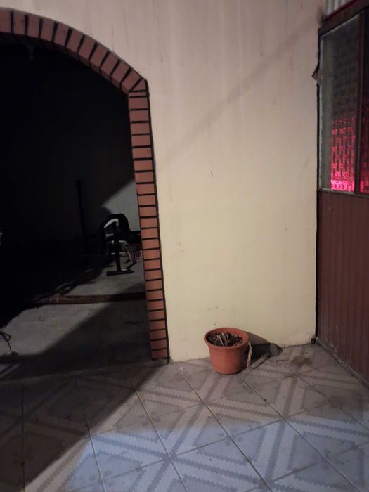 Alugo anexos com 2 quartos