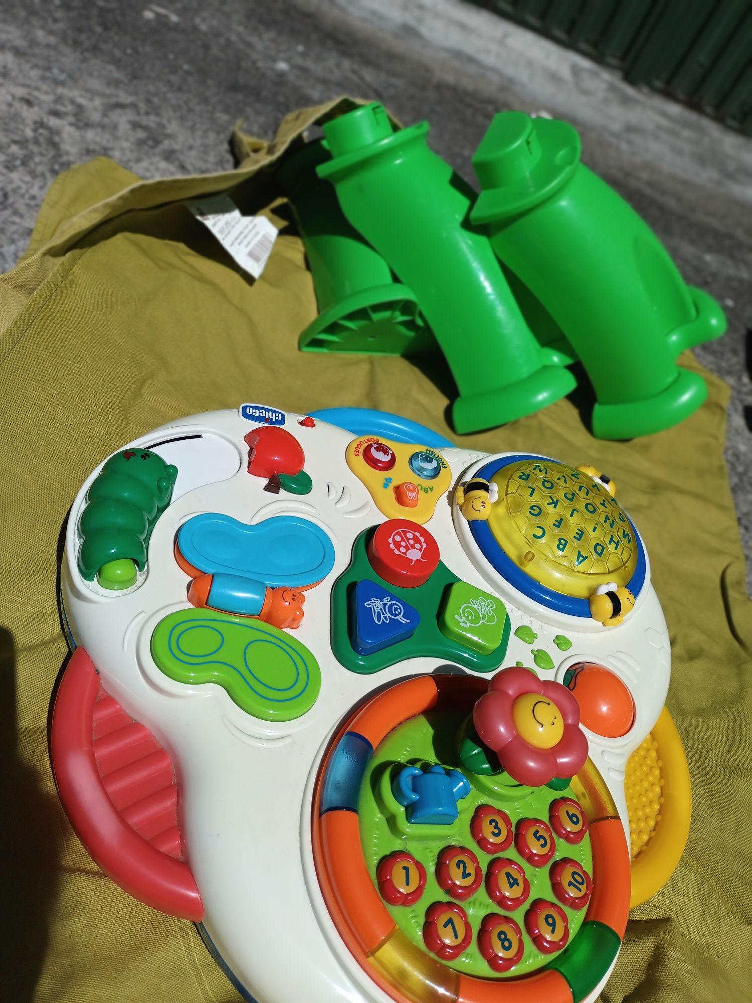 Mesa pedagógica Chicco Bebés