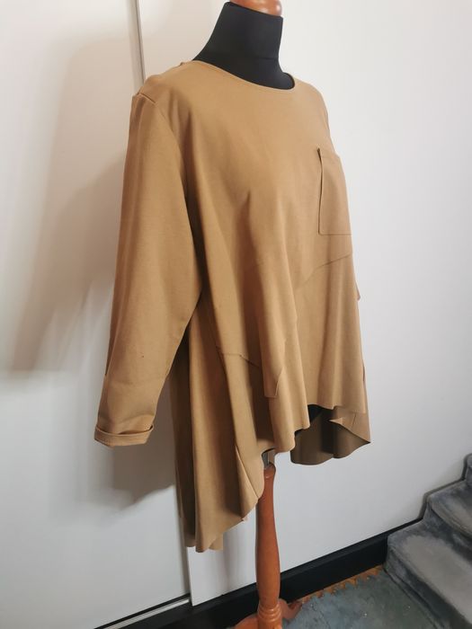 Karmelowa asymetryczna gruba tunika damska oversize plus size