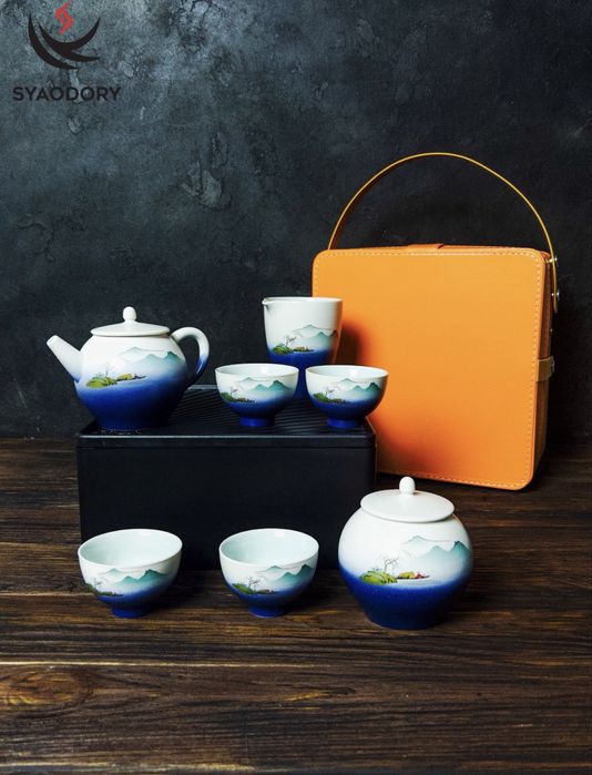 Повний розпродаж посуду для чаювання та аксесуарів