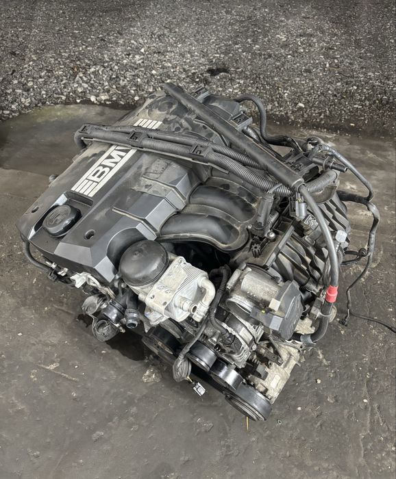 Silnik BMW N43b20 na części lub całość wtryski głowica pompa czujnik