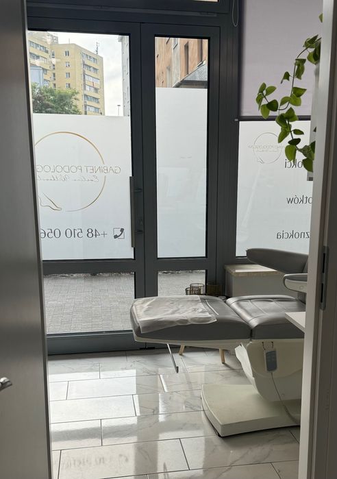 Gabinet w salonie fryzjersko- podologicznym