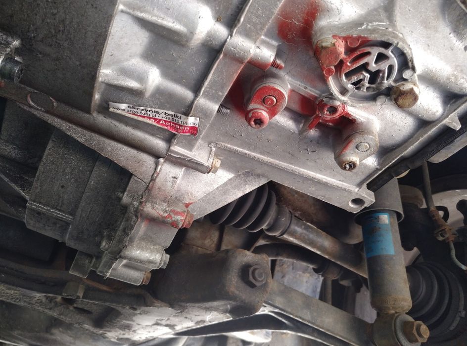 Vw t4 caravelle long  2.5 benzyna