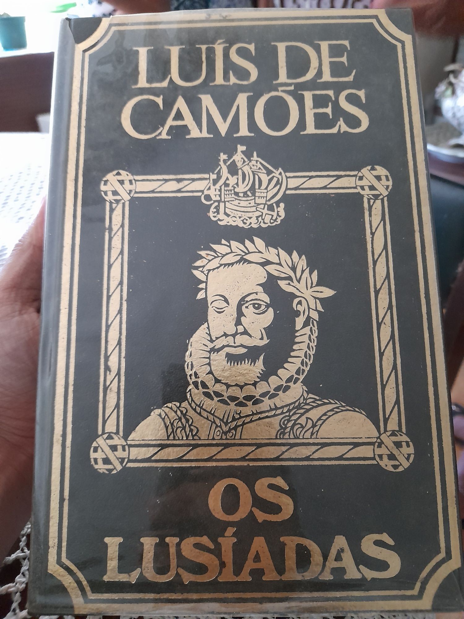 Livro luis de camoes lusiadas