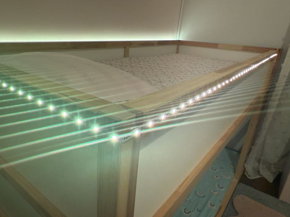 Cama IKEA KURA + Colchão (excelente estado, igual a nova)