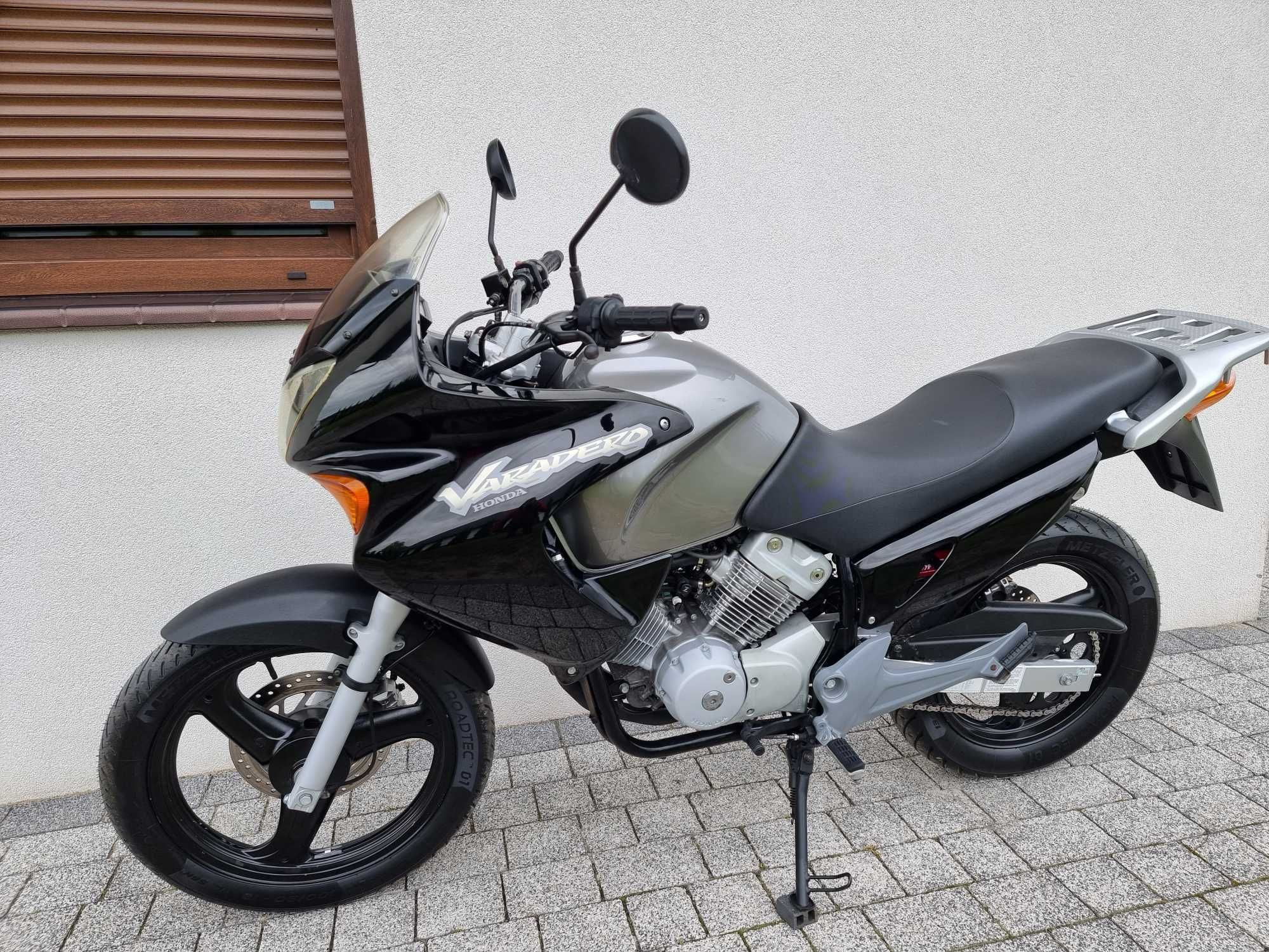 Honda Varadero 125 kat. B lub A1. SUPER STAN z Niemiec