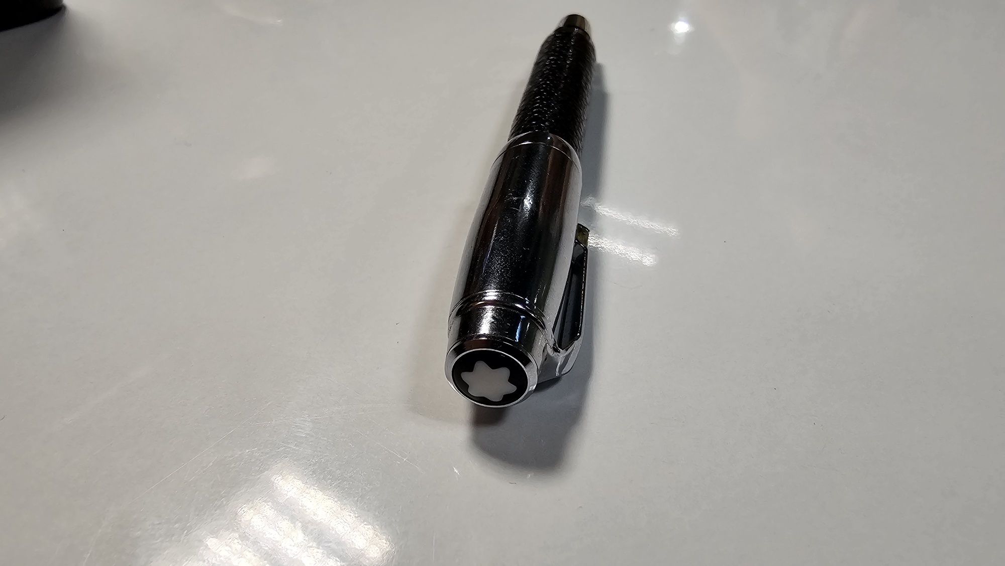 Caneta Montblac usada