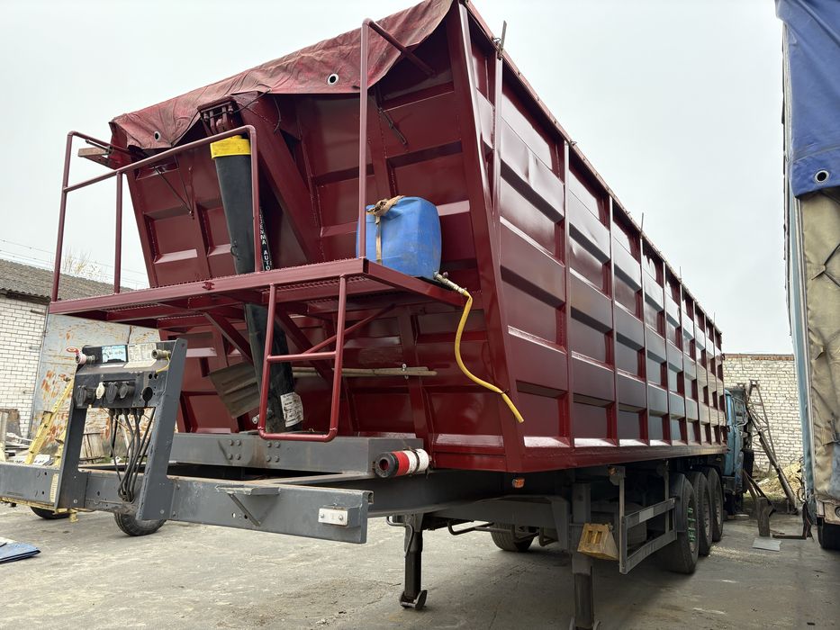 Контейнеровоз Schwarzmuller SPA-3E самоскид