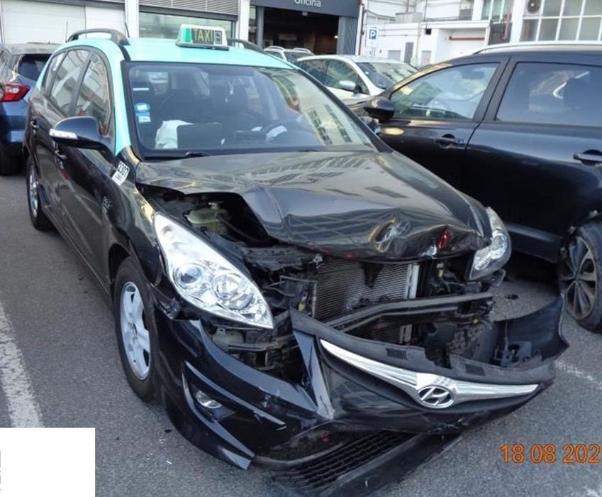 HYUNDAI I30 CW BLUE 1.6 CRDI DE 2011 DISPONÍVEL PARA PEÇAS