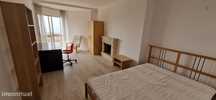 785953 - Quarto com cama de casal, com varanda...
