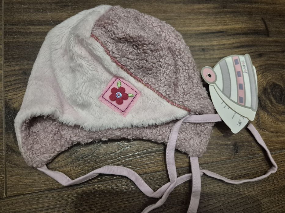 Ciepła czapka dla Niuni 38 Nowa