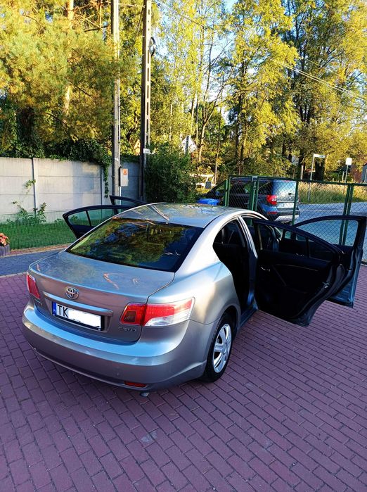 TOYOTA avensis sedan 1.8 benz. 2009r 1wszy wł. od nowosci sal/PL