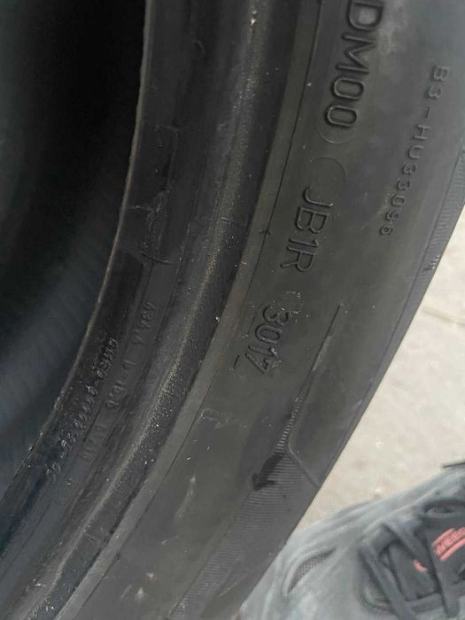 Шини 225/55r17 Dunlop комплект зима
