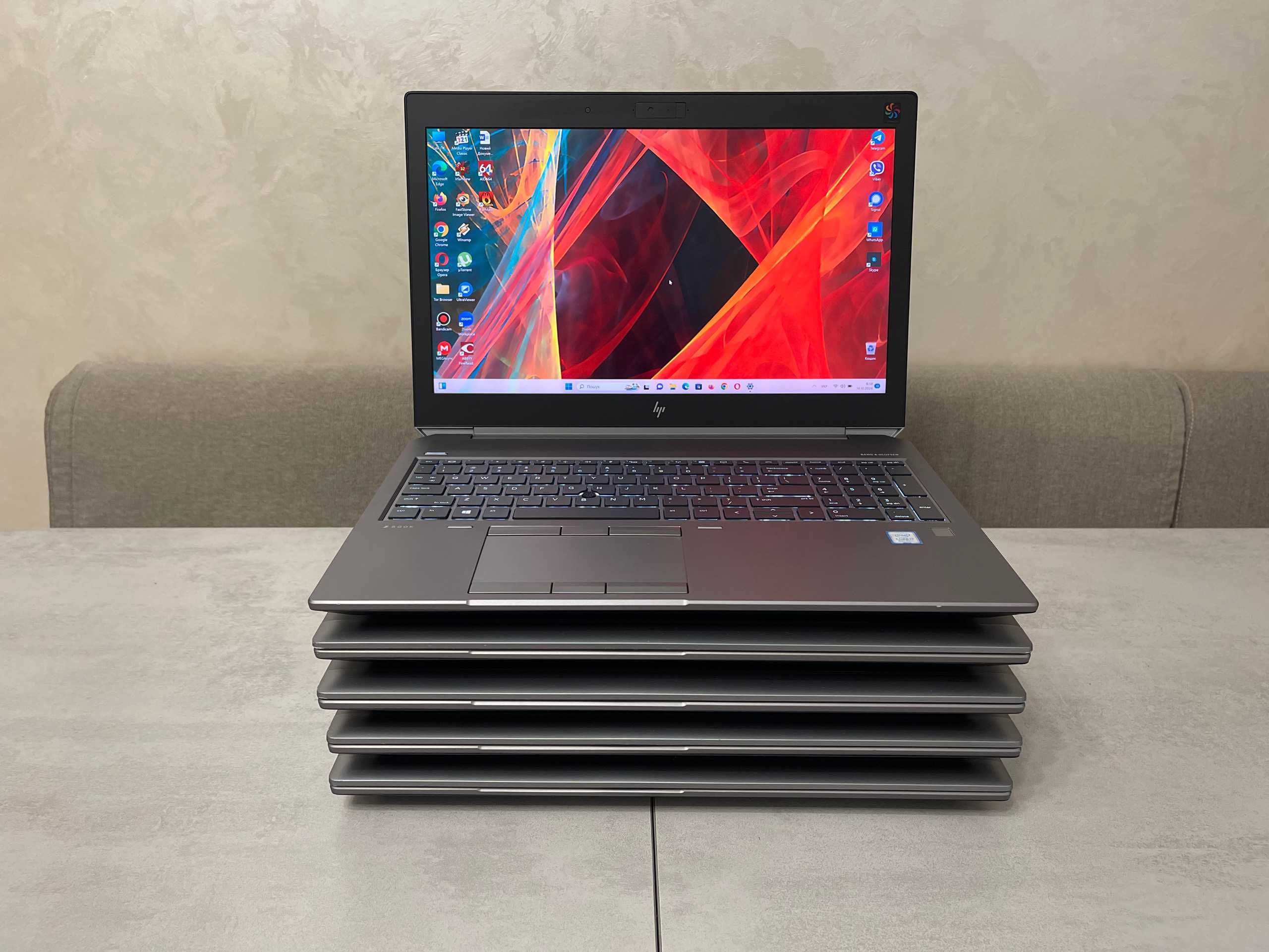 HP Zbook 15 G5, 15,6" 4K 100% Adobe RGB i7-8750H 32GB 512GB Nvidia 4GB