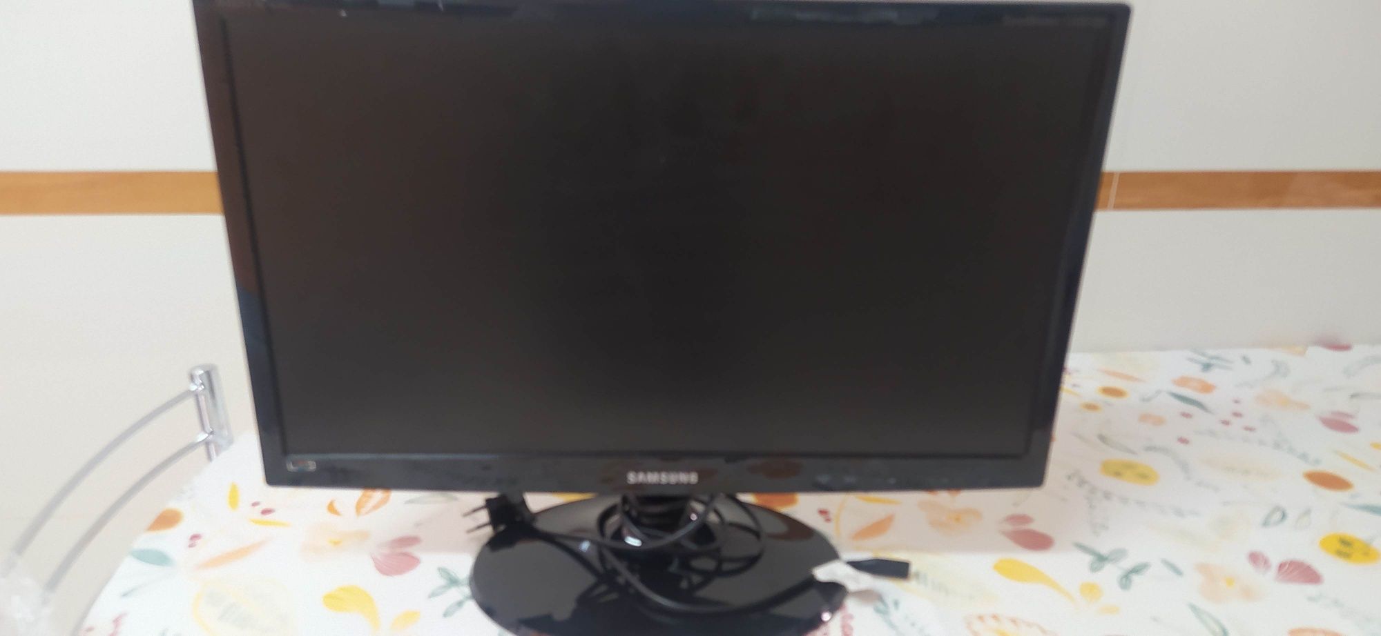 Vendo Samsung LED 22"